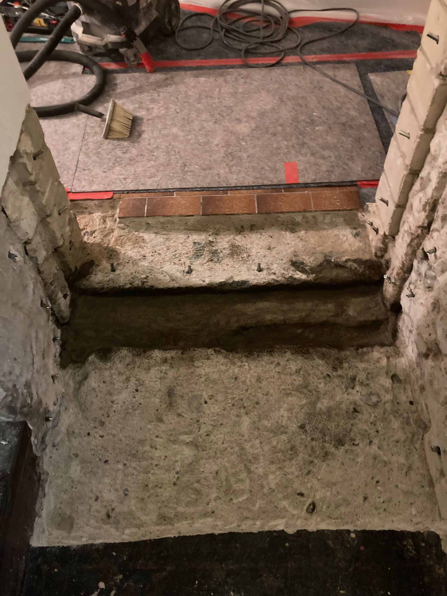 Bohrungen herstellen und Setzen von Injektionspackern