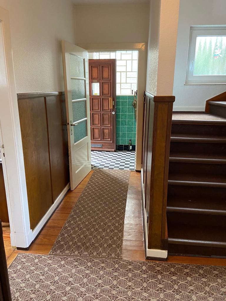 Der vorherige Eingangsbereich mit Vorflur